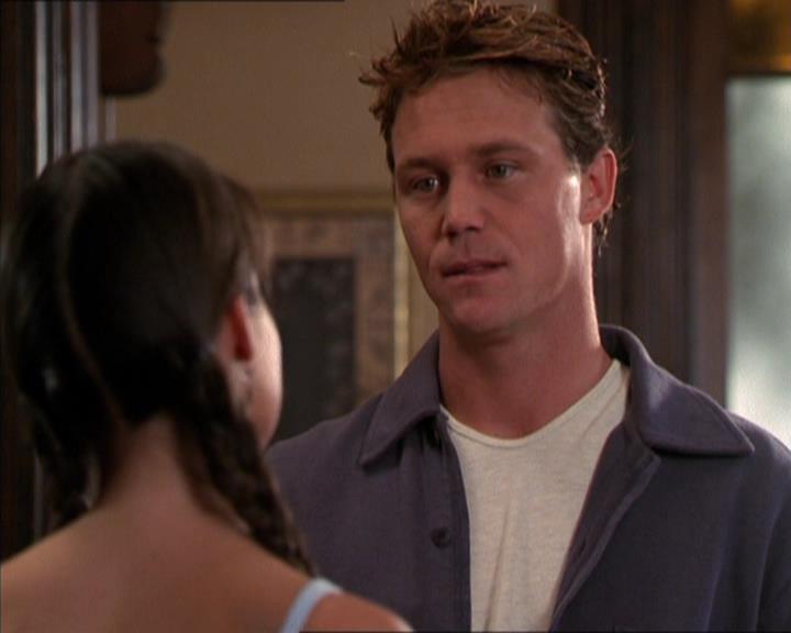 Charmed-Online_dot_net-2x05TheDevilsMusic2396.jpg