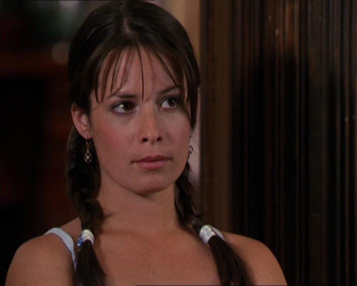 Charmed-Online_dot_net-2x05TheDevilsMusic2433.jpg