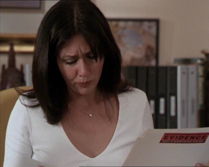 Charmed-Online-dot-net_205ShesaManBabyaMan0410.jpg