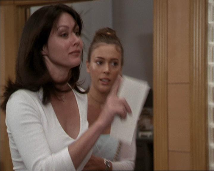 Charmed-Online-dot-net_205ShesaManBabyaMan0691.jpg