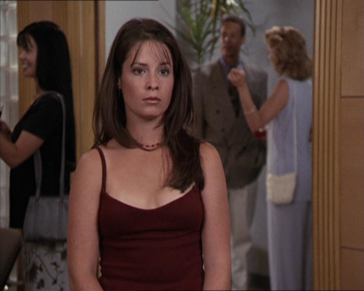 Charmed-Online-dot-net_205ShesaManBabyaMan1167.jpg