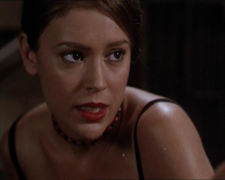 Charmed-Online-dot-net_205ShesaManBabyaMan2146.jpg