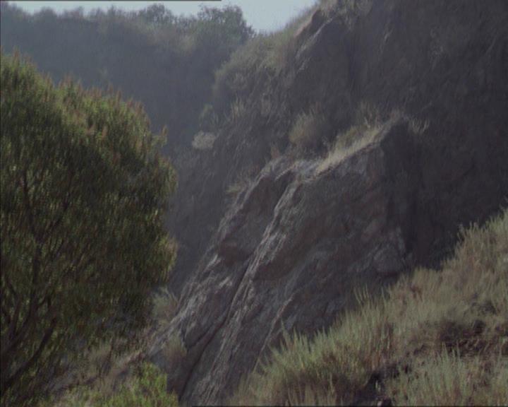 Charmed-Online-dot-net_206ThatOldBlackMagic0000.jpg