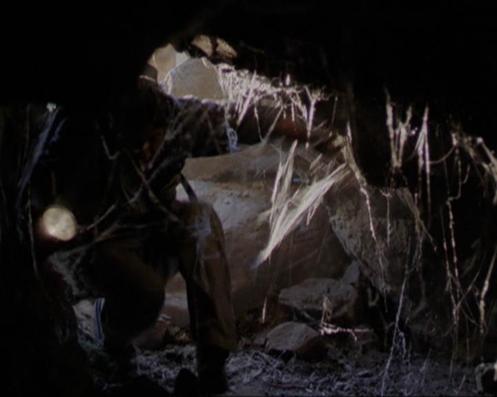 Charmed-Online-dot-net_206ThatOldBlackMagic0029.jpg