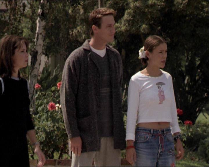 Charmed-Online-dot-net_206ThatOldBlackMagic0646.jpg
