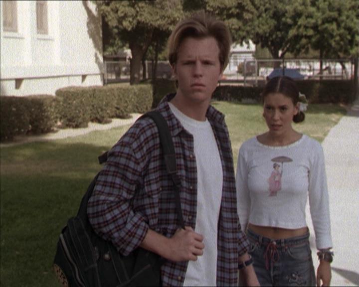 Charmed-Online-dot-net_206ThatOldBlackMagic0736.jpg