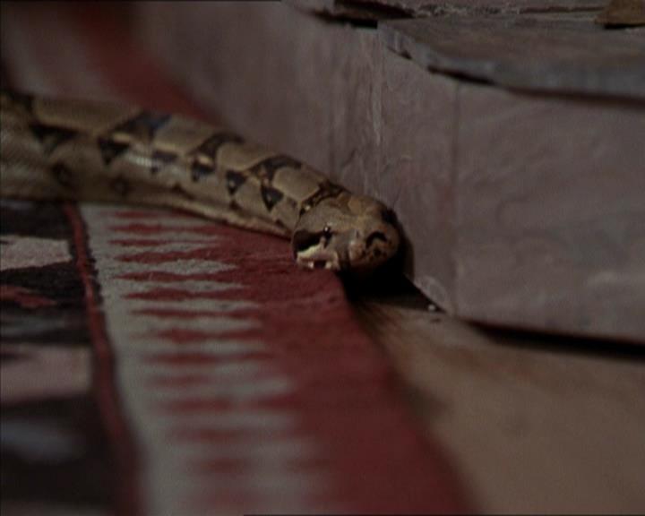 Charmed-Online-dot-net_206ThatOldBlackMagic1871.jpg