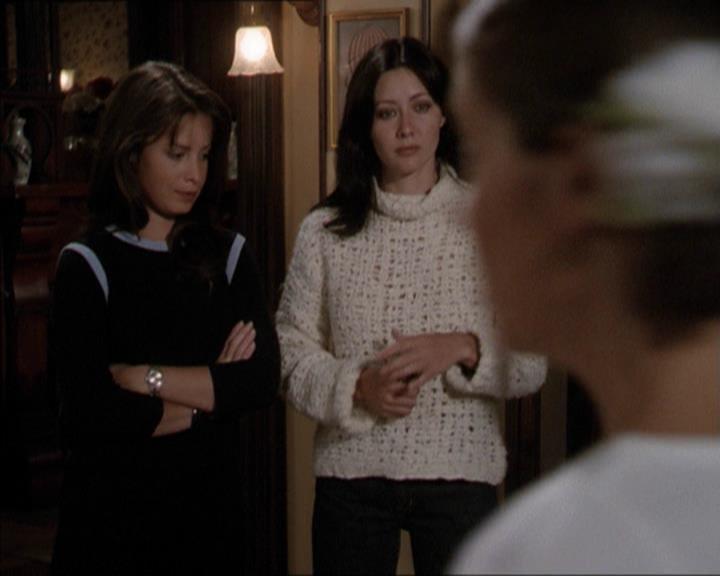 Charmed-Online-dot-net_206ThatOldBlackMagic2037.jpg