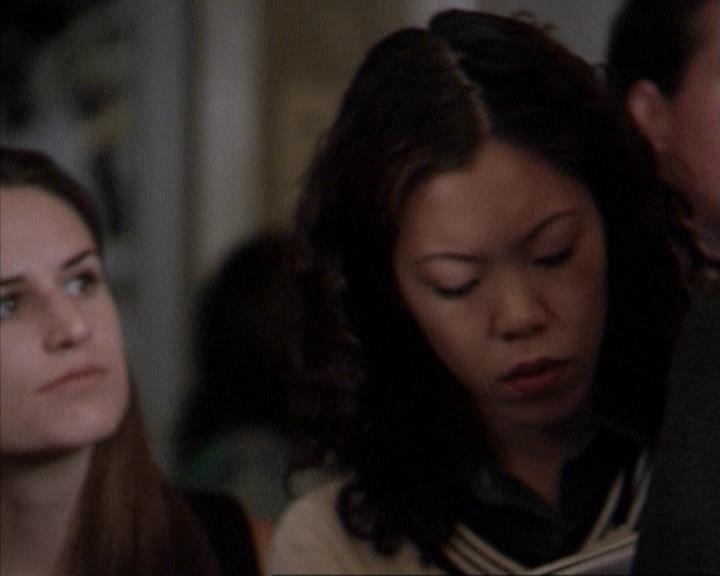 Charmed-Online-dot-net_207TheyreEverywhere0015.jpg