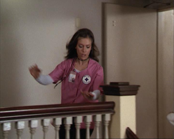 Charmed-Online-dot-net_207TheyreEverywhere0140.jpg