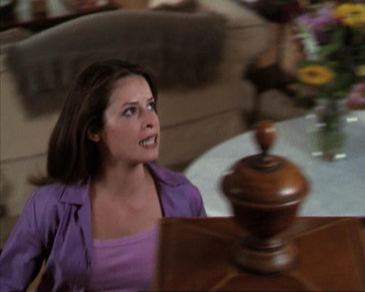 Charmed-Online-dot-net_207TheyreEverywhere0265.jpg