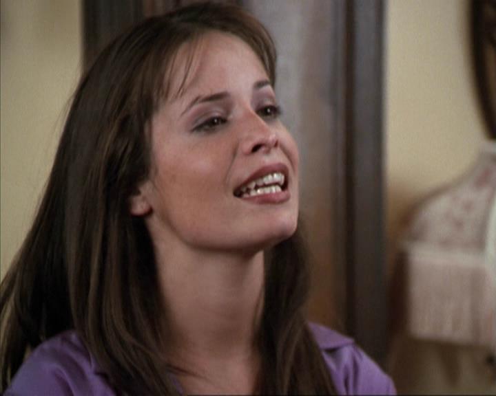 Charmed-Online-dot-net_207TheyreEverywhere0644.jpg