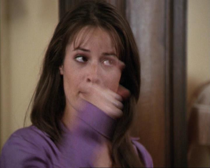 Charmed-Online-dot-net_207TheyreEverywhere0664.jpg