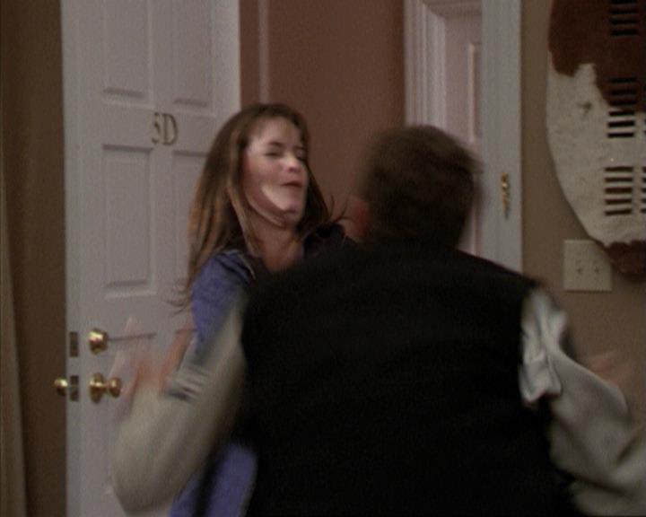 Charmed-Online-dot-net_207TheyreEverywhere0748.jpg