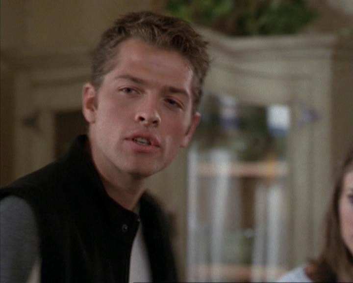 Charmed-Online-dot-net_207TheyreEverywhere0793.jpg