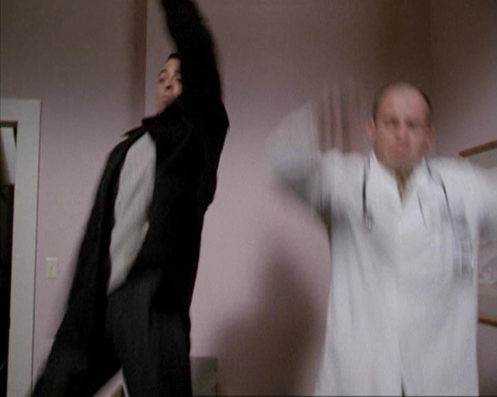 Charmed-Online-dot-net_207TheyreEverywhere1300.jpg