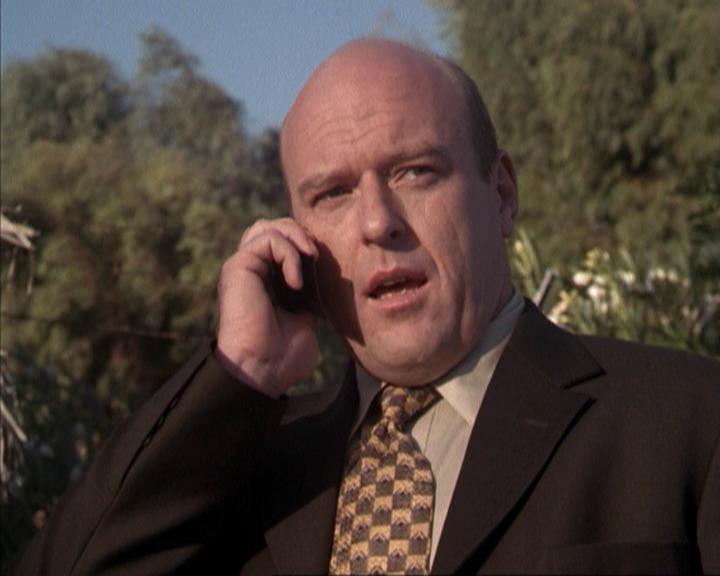 Charmed-Online-dot-net_207TheyreEverywhere1735.jpg