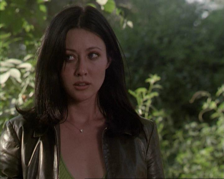 Charmed-Online-dot-net_207TheyreEverywhere2023.jpg