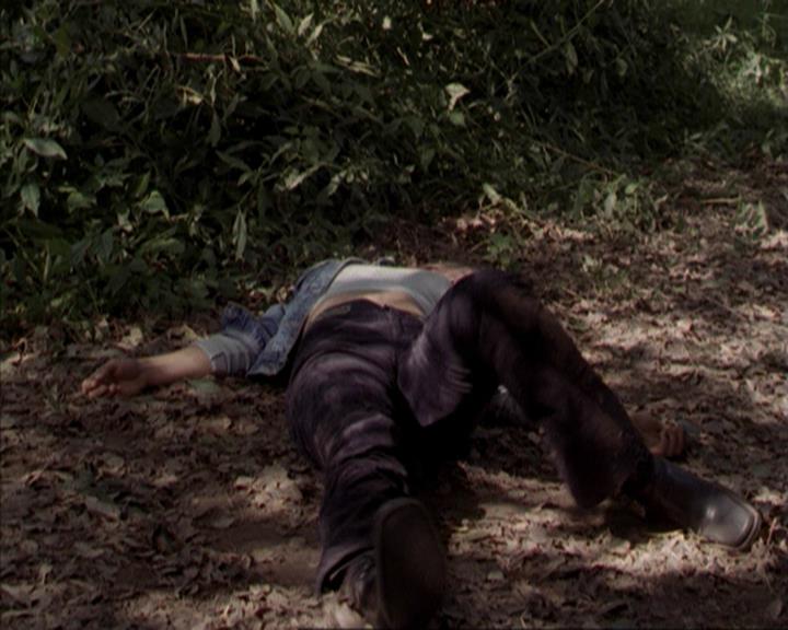Charmed-Online-dot-net_207TheyreEverywhere2052.jpg