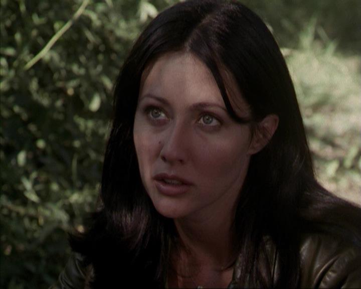 Charmed-Online-dot-net_207TheyreEverywhere2068.jpg