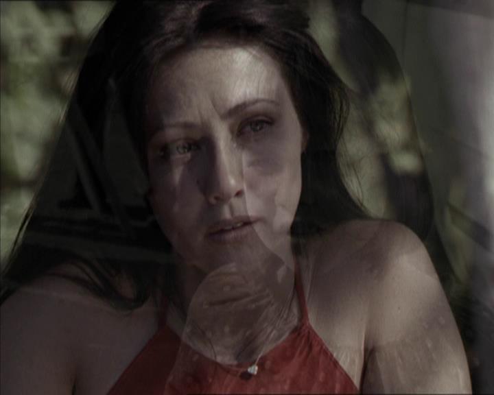 Charmed-Online-dot-net_208P3H200054.jpg