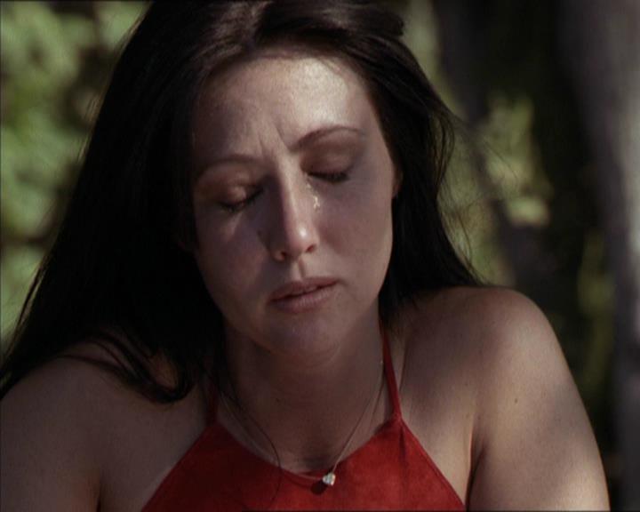 Charmed-Online-dot-net_208P3H200060.jpg