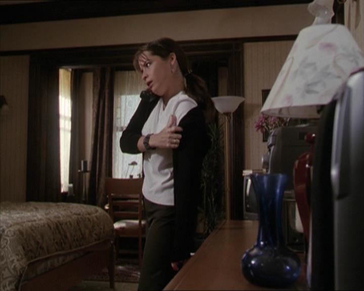 Charmed-Online-dot-net_208P3H200067.jpg