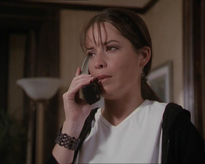 Charmed-Online-dot-net_208P3H200086.jpg
