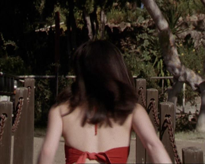 Charmed-Online-dot-net_208P3H200143.jpg