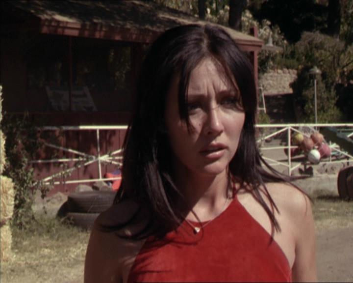 Charmed-Online-dot-net_208P3H200164.jpg