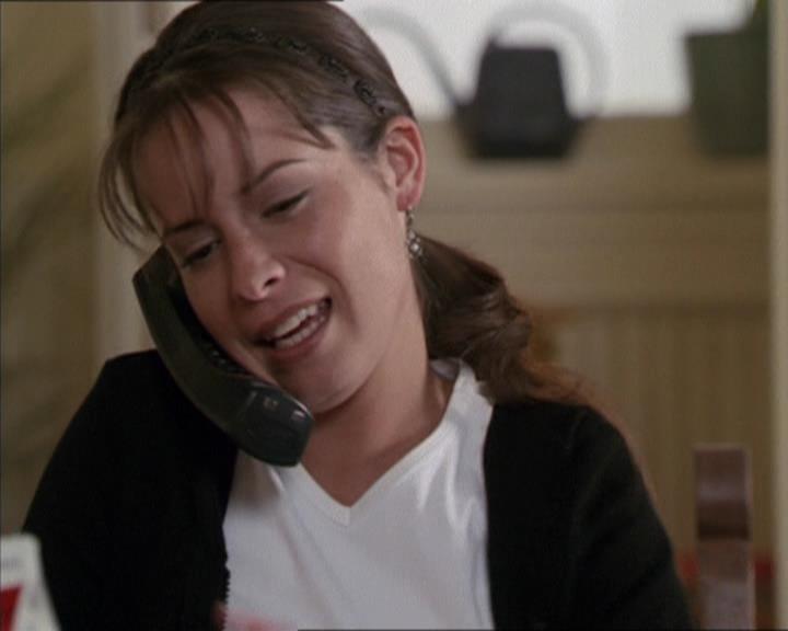 Charmed-Online-dot-net_208P3H200261.jpg