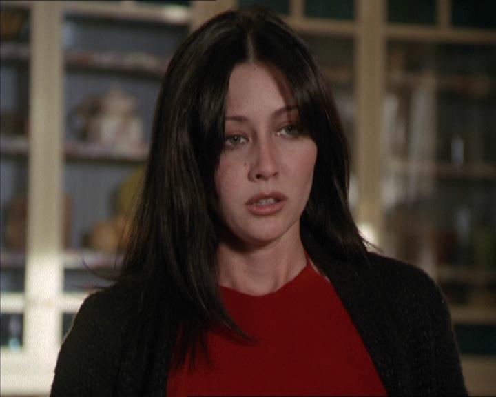 Charmed-Online-dot-net_208P3H200293.jpg