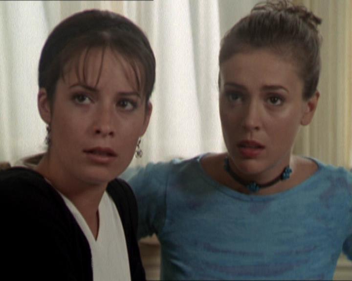 Charmed-Online-dot-net_208P3H200303.jpg