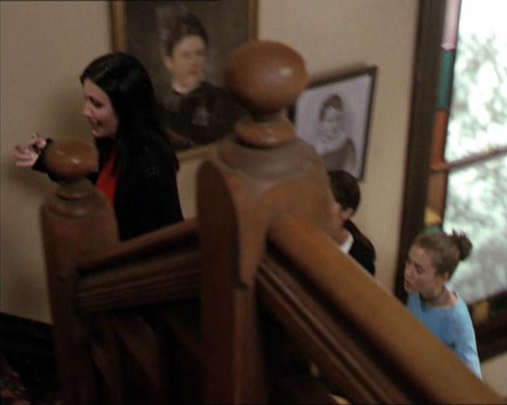 Charmed-Online-dot-net_208P3H200319.jpg