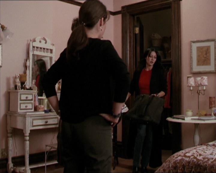 Charmed-Online-dot-net_208P3H200328.jpg