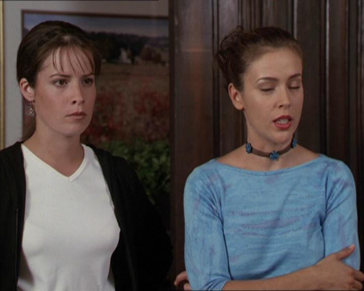 Charmed-Online-dot-net_208P3H200357.jpg