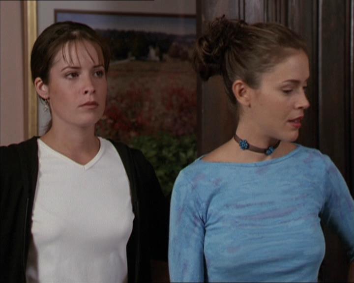Charmed-Online-dot-net_208P3H200362.jpg