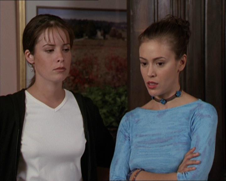 Charmed-Online-dot-net_208P3H200364.jpg