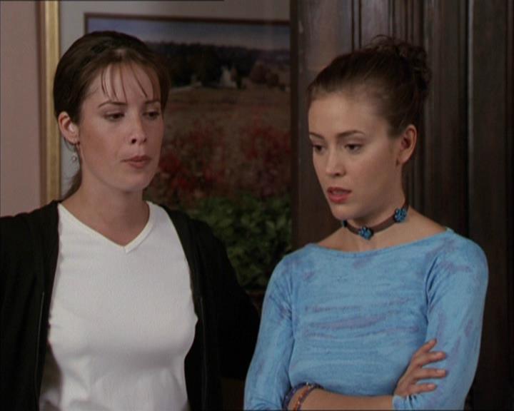 Charmed-Online-dot-net_208P3H200367.jpg