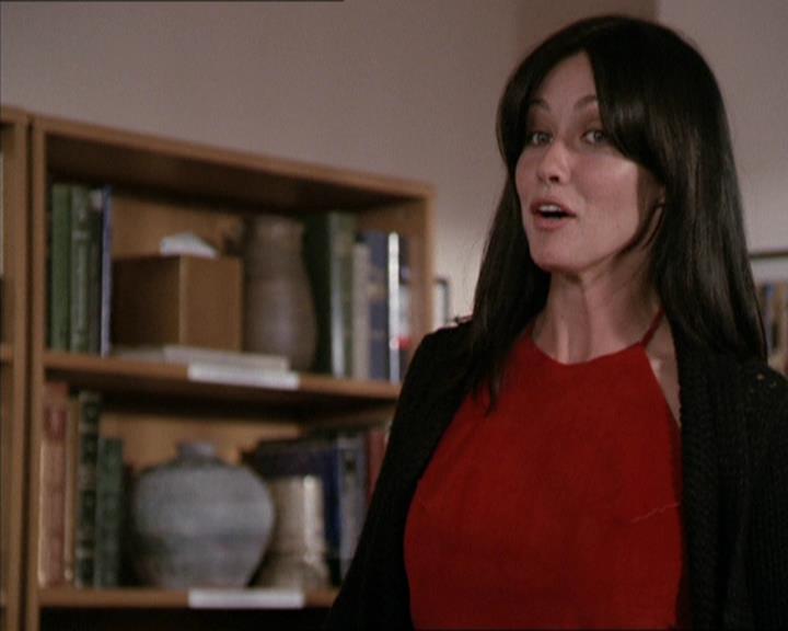 Charmed-Online-dot-net_208P3H200377.jpg