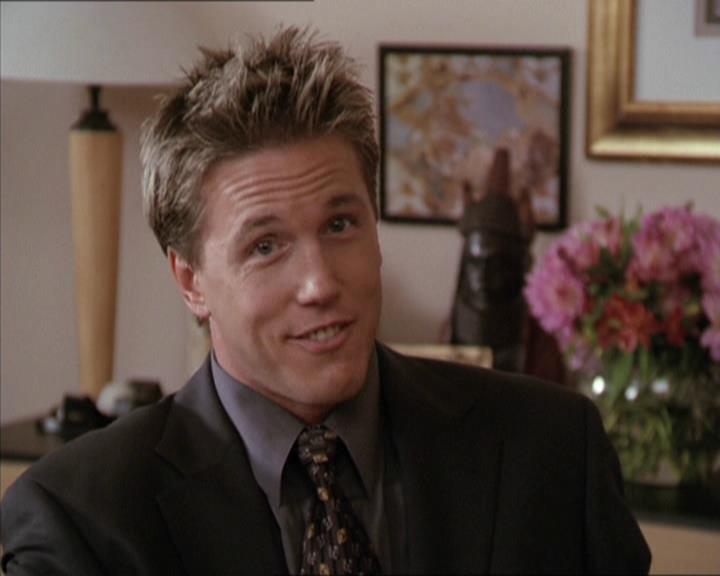 Charmed-Online-dot-net_208P3H200394.jpg