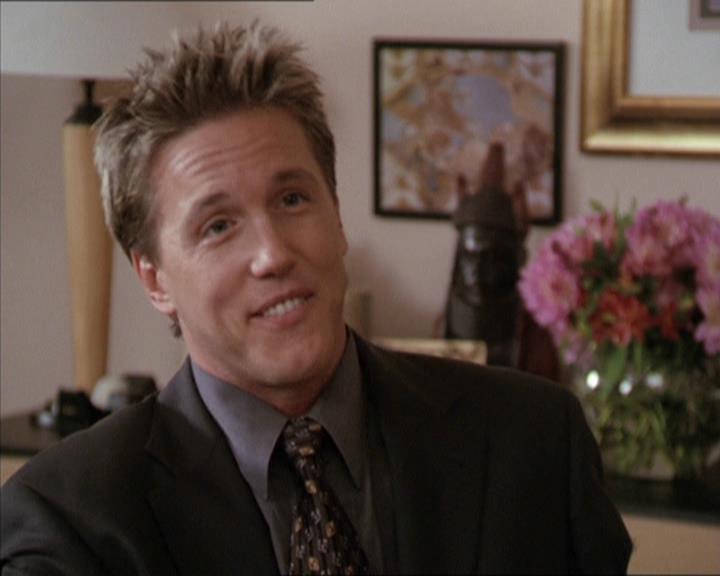 Charmed-Online-dot-net_208P3H200396.jpg