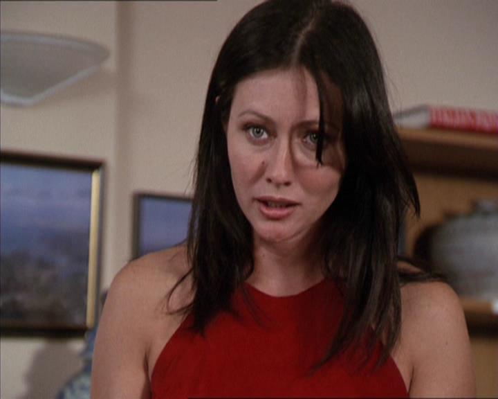 Charmed-Online-dot-net_208P3H200435.jpg