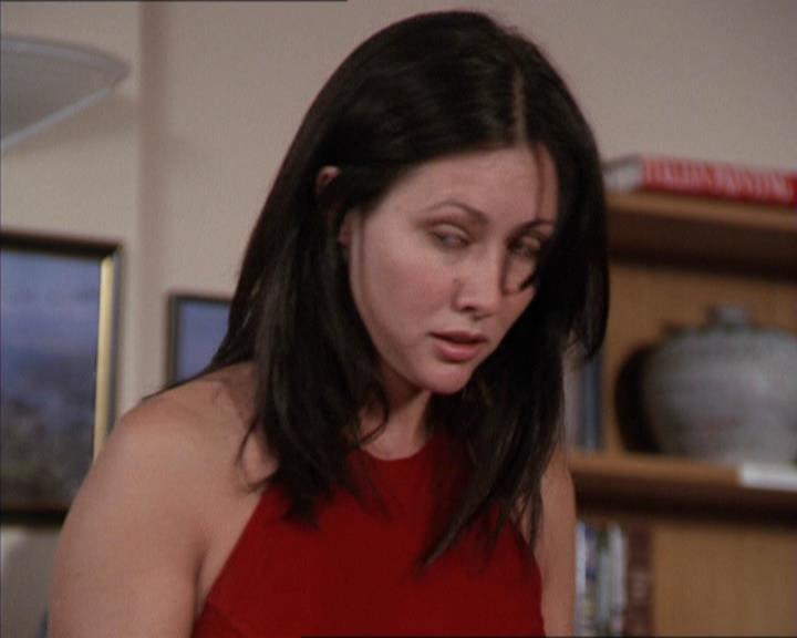 Charmed-Online-dot-net_208P3H200444.jpg