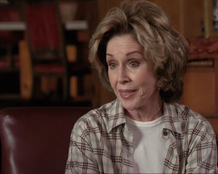 Charmed-Online-dot-net_208P3H200482.jpg