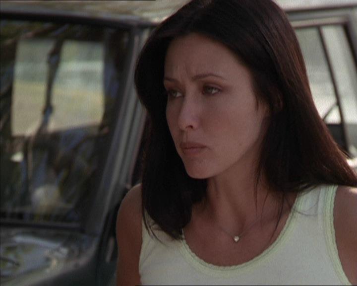 Charmed-Online-dot-net_208P3H200539.jpg