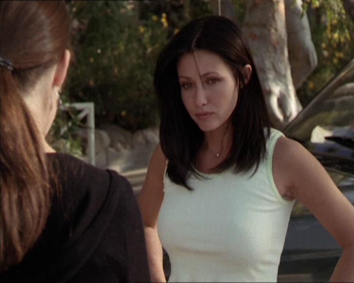 Charmed-Online-dot-net_208P3H200556.jpg