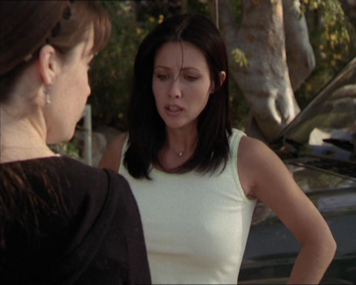 Charmed-Online-dot-net_208P3H200572.jpg