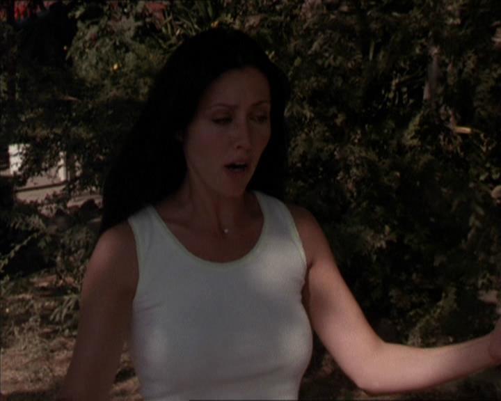 Charmed-Online-dot-net_208P3H200631.jpg
