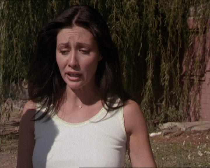 Charmed-Online-dot-net_208P3H200657.jpg